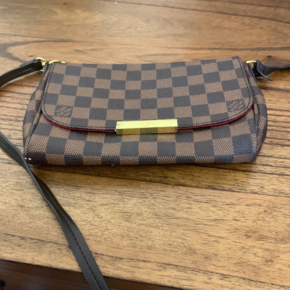 Louis brown and tan checkered